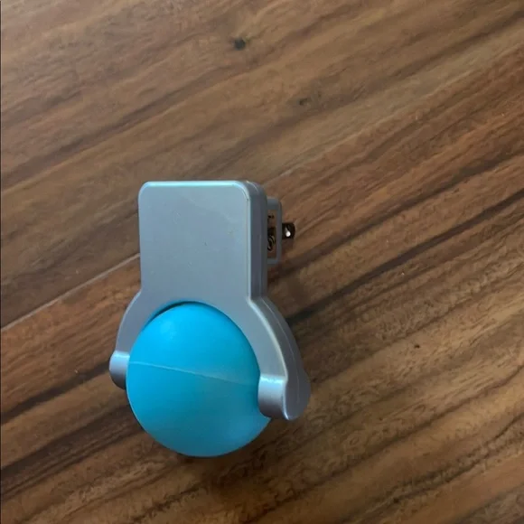 Blue and Silver Electronic Device light sleeper - Picture 2 of 3